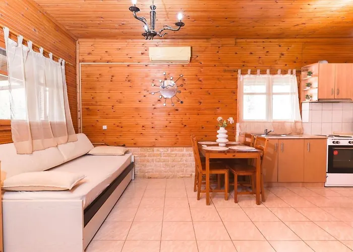 Capsule House * Καλάνδρα